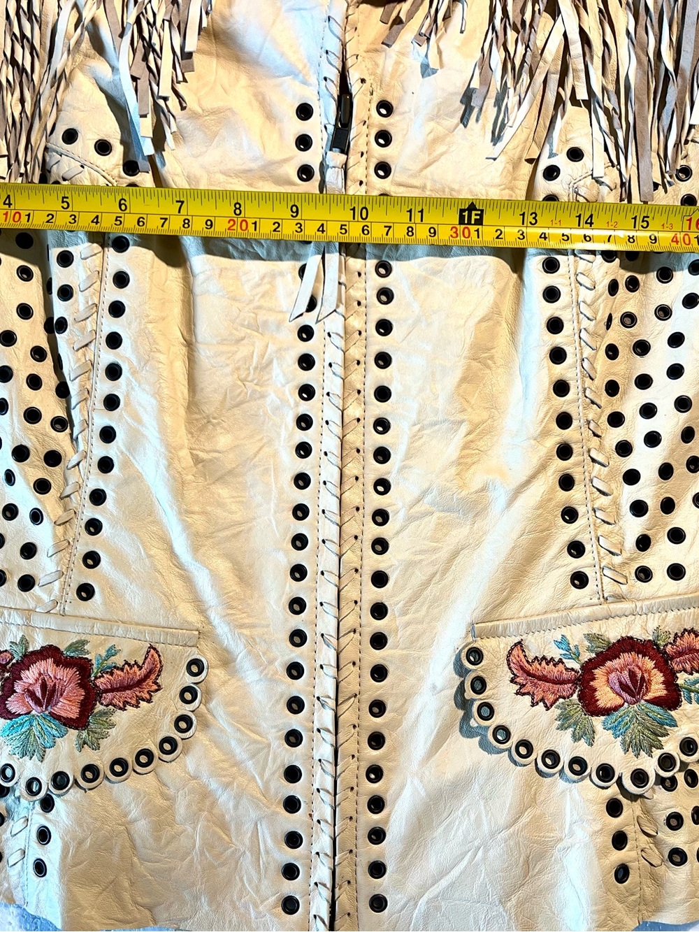 Double D Ranch Cream Leather Fringe Jacket with Embroidered Florals size M - Picture 7 of 16